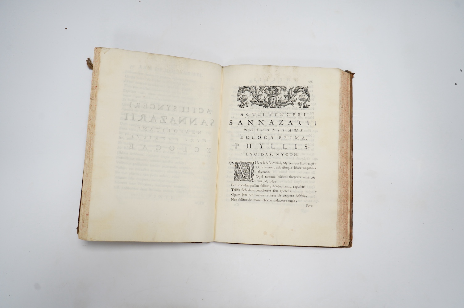 Sannazaro, Iacobi - Poemata, Ex antiquis Editionibus accuratessime descripta. Accessit ejusdem Vita, Jo. Antonio Vulpio Auctore, item Gabrielis Altilli, et Honorati Fascitelli Carmina nonnulla, 2 parts in one, with portr